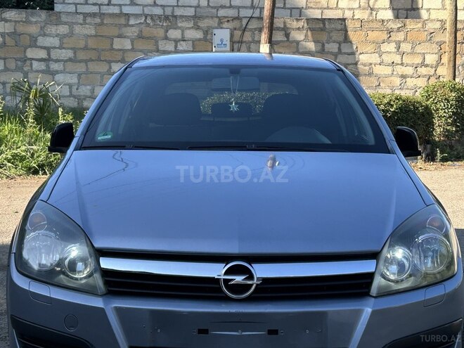 Opel Astra 2007, 200,000 km - 1.4 l - Gəncə