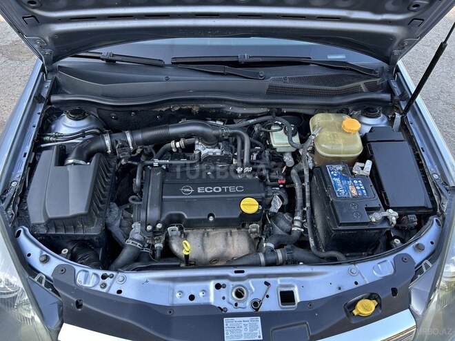 Opel Astra 2007, 200,000 km - 1.4 l - Gəncə