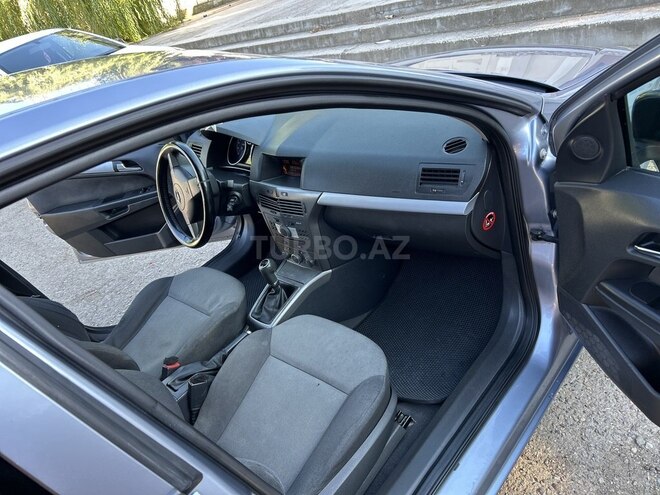 Opel Astra 2007, 200,000 km - 1.4 l - Gəncə