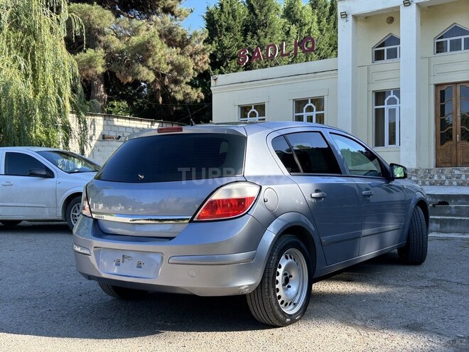 Opel Astra 2007, 200,000 km - 1.4 l - Gəncə