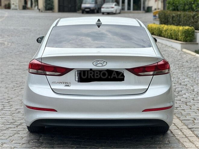 Hyundai Elantra 2017, 130,000 km - 2.0 l - Bakı