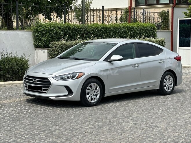 Hyundai Elantra 2017, 130,000 km - 2.0 l - Bakı
