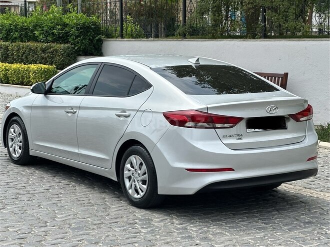 Hyundai Elantra 2017, 130,000 km - 2.0 l - Bakı