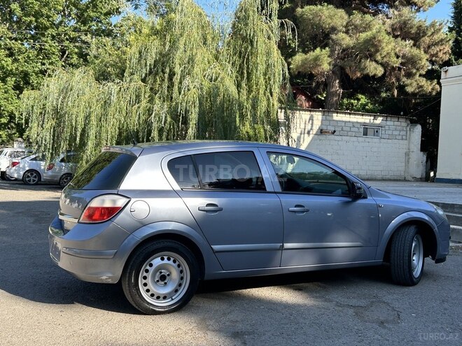 Opel Astra 2007, 200,000 km - 1.4 l - Gəncə