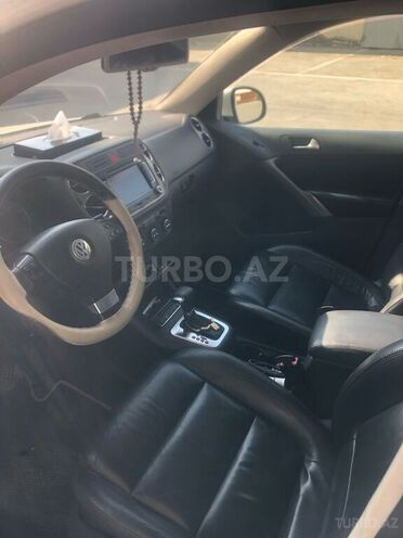 Volkswagen Tiguan 2009, 268,199 km - 2.0 l - Xırdalan