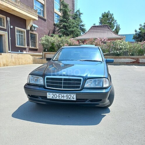 Mercedes C 200-1