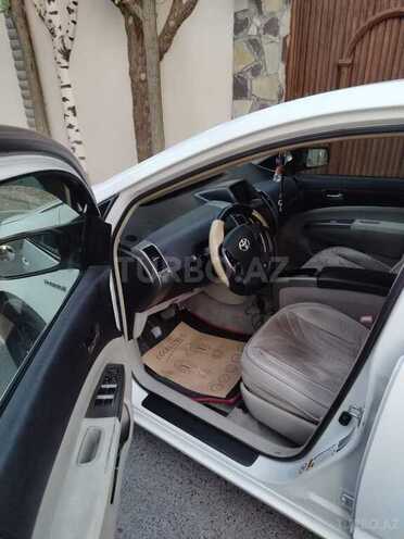 Toyota Prius-12