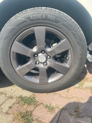 Hyundai Santa Fe-4