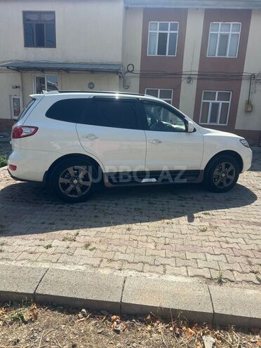 Hyundai Santa Fe-5