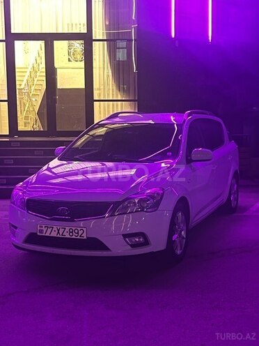 Kia Ceed 2011, 377,150 km - 1.6 l - Gəncə