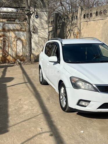 Kia Ceed 2011, 377,150 km - 1.6 l - Gəncə