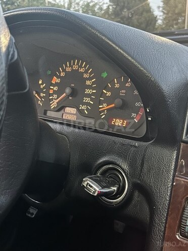 Mercedes C 200 1997, 256,605 km - 2.0 l - Sumqayıt
