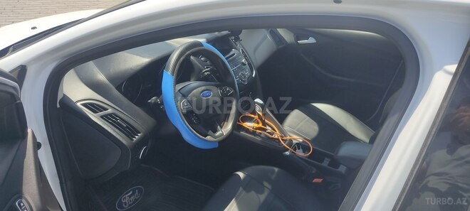 Ford Focus 2015, 192,000 km - 1.6 л - Bakı
