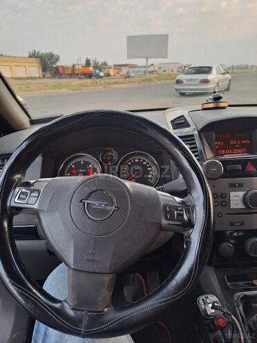 Opel Zafira 2007, 640,000 km - 1.9 l - Biləsuvar