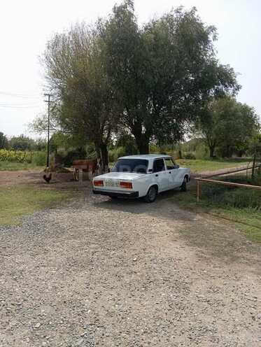 LADA (VAZ) 2107 1999, 568,000 km - 1.6 l - Salyan