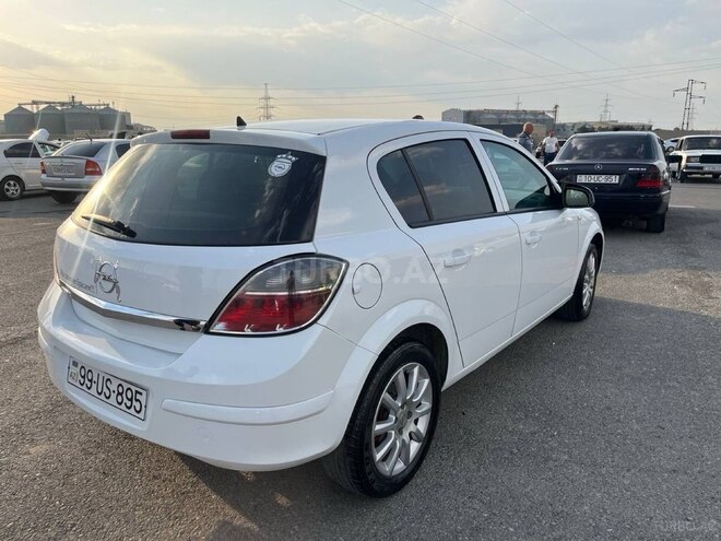 Opel Astra 2009, 393,379 km - 1.4 l - Bakı