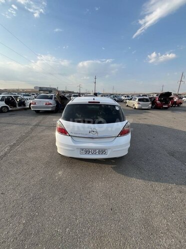Opel Astra 2009, 393,379 km - 1.4 l - Bakı