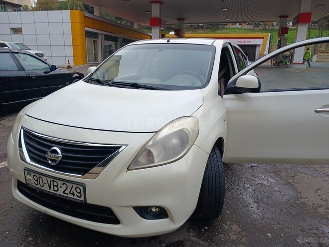 Nissan Sunny 2012, 318,000 km - 1.5 l - Bakı
