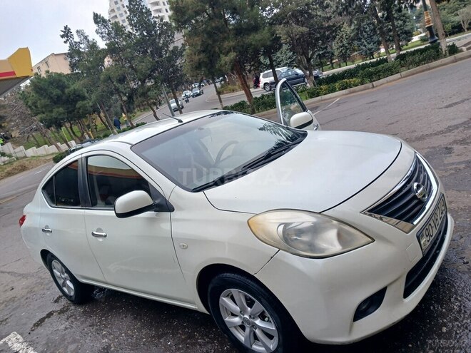 Nissan Sunny 2012, 318,000 km - 1.5 l - Bakı