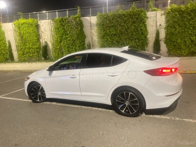 Hyundai Elantra 2017, 152,888 km - 2.0 l - Bakı