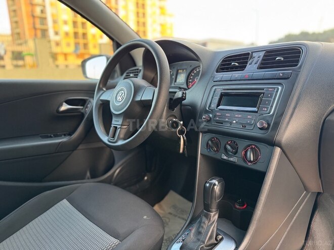 Volkswagen Polo 2015, 87,000 km - 1.6 l - Xırdalan