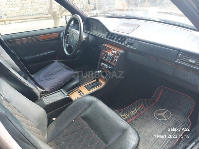 Mercedes E 220 1994, 397,650 km - 2.2 l - Mingəçevir