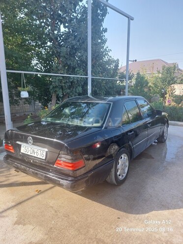 Mercedes E 220 1994, 397,650 km - 2.2 l - Mingəçevir