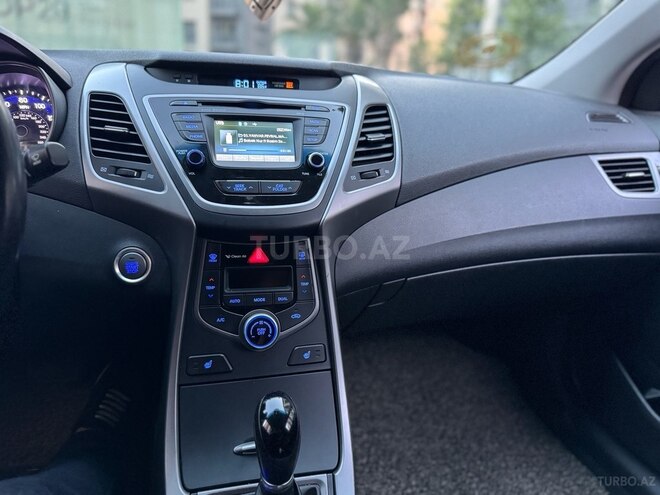 Hyundai Elantra 2015, 151,000 km - 1.8 л - Bakı