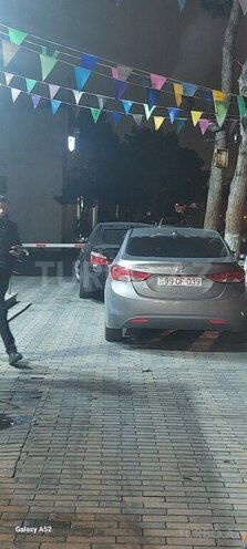 Hyundai Elantra 2011, 340,000 km - 1.8 л - Bakı
