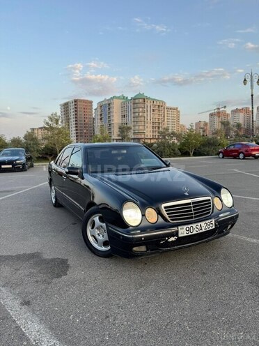 Mercedes E 270 2001, 350,000 km - 2.7 l - Sumqayıt