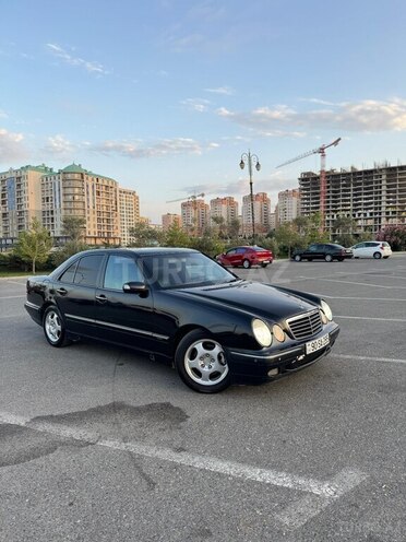 Mercedes E 270 2001, 350,000 km - 2.7 l - Sumqayıt