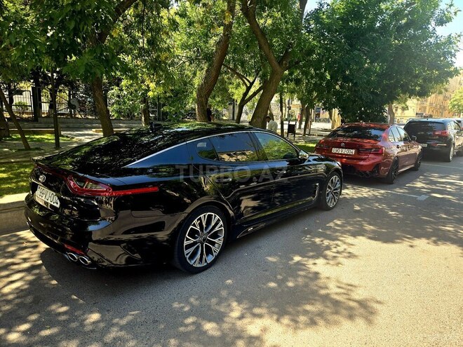 Kia Stinger-4