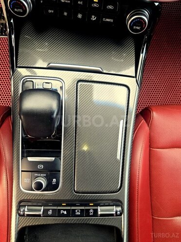 Kia Stinger-8