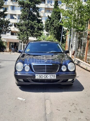 Mercedes E 240 2001, 286,000 km - 2.6 л - Bakı