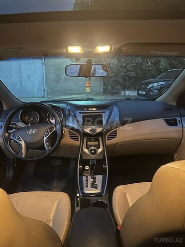 Hyundai Elantra 2013, 124,905 km - 1.8 l - Bakı