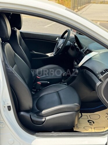 Hyundai Accent 2017, 96,100 km - 1.4 л - Bakı