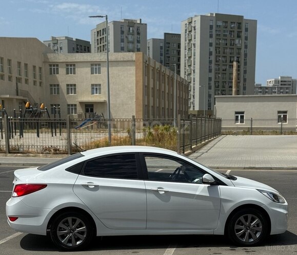 Hyundai Accent 2017, 96,100 km - 1.4 л - Bakı