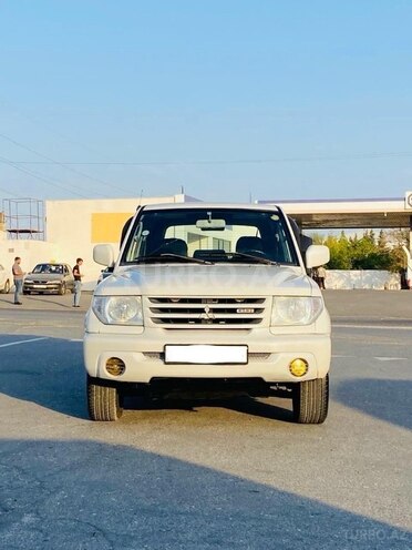 Mitsubishi Pajero io 2000, 285,321 km - 2.0 л - Bakı
