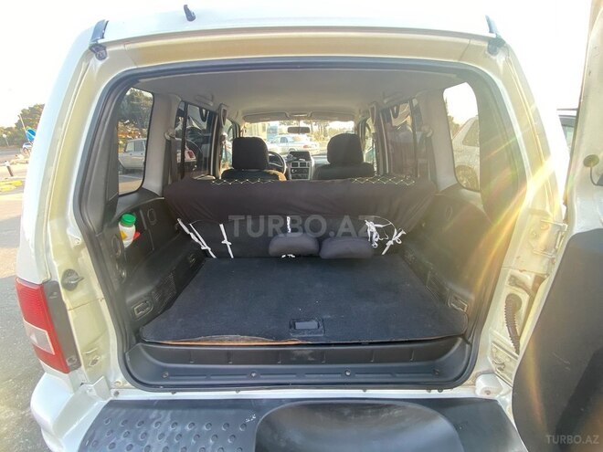 Mitsubishi Pajero io 2000, 285,321 km - 2.0 л - Bakı