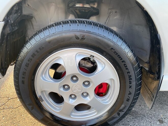 Mitsubishi Pajero io 2000, 285,321 km - 2.0 л - Bakı