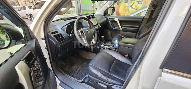 Toyota Land Cruiser Prado 2012, 214,000 km - 2.7 л - Bakı