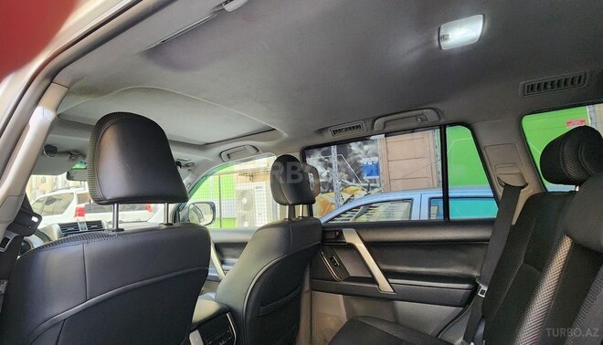 Toyota Land Cruiser Prado 2012, 214,000 km - 2.7 л - Bakı