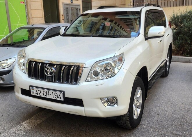 Toyota Land Cruiser Prado 2012, 214,000 km - 2.7 л - Bakı