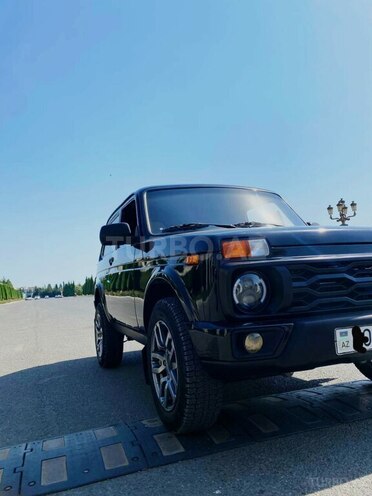 LADA (VAZ) Niva 2019, 106,000 km - 1.7 л - Gəncə