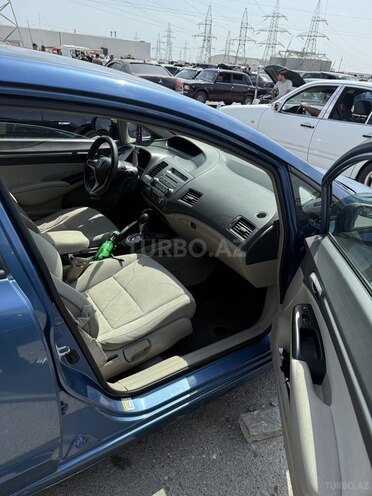 Honda Civic 2009, 350,000 km - 1.3 л - Bakı