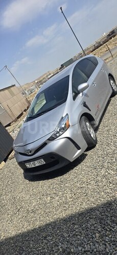 Toyota Prius 2015, 350,000 km - 1.8 л - Bakı