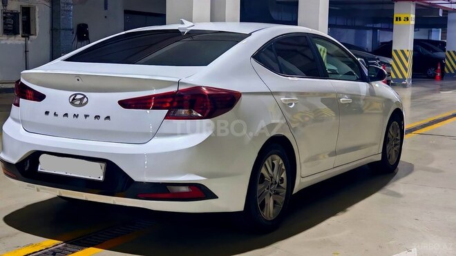 Hyundai Elantra 2019, 89,000 km - 2.0 l - Bakı