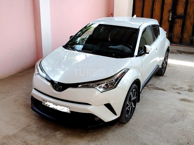 Toyota C-HR 2018, 124,563 km - 2.0 l - Bakı