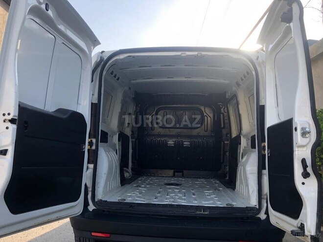 Fiat Doblo 2019, 113,000 km - 1.4 l - Bakı