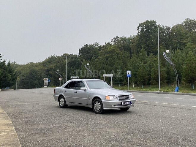 Mercedes C 240 1997, 350,000 km - 2.4 l - Quba